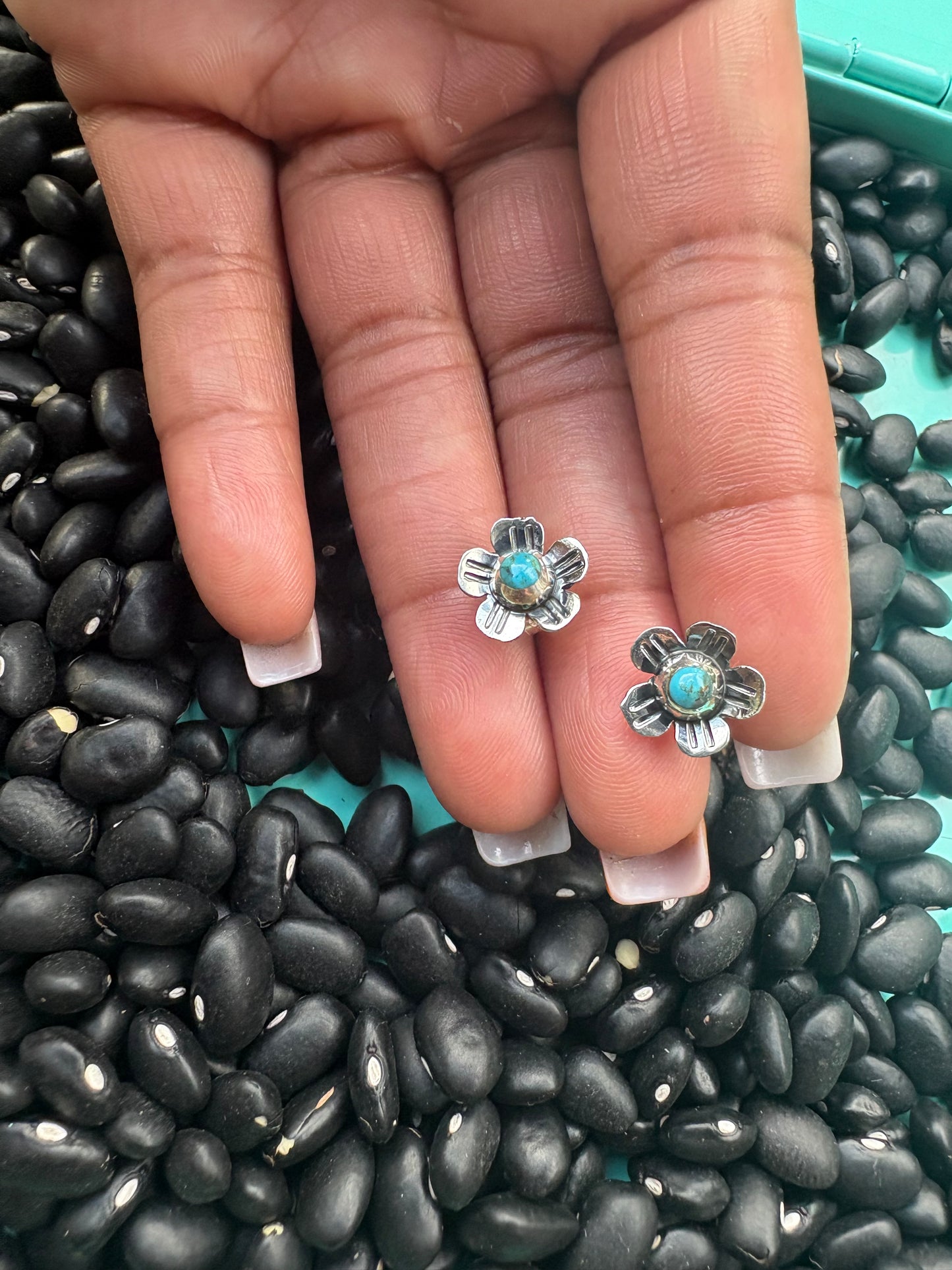 Daisy Studs