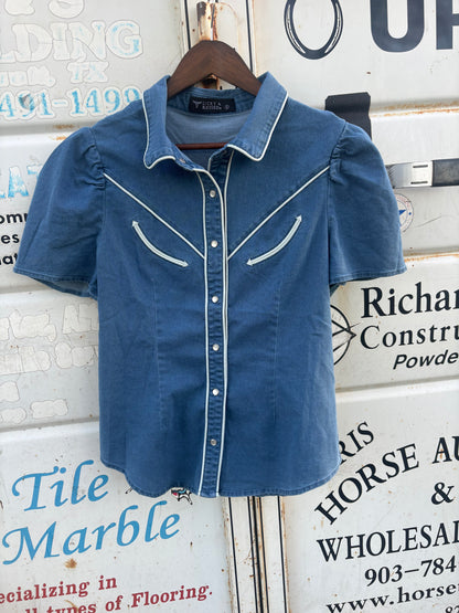 Pretty Punchy Denim Snap