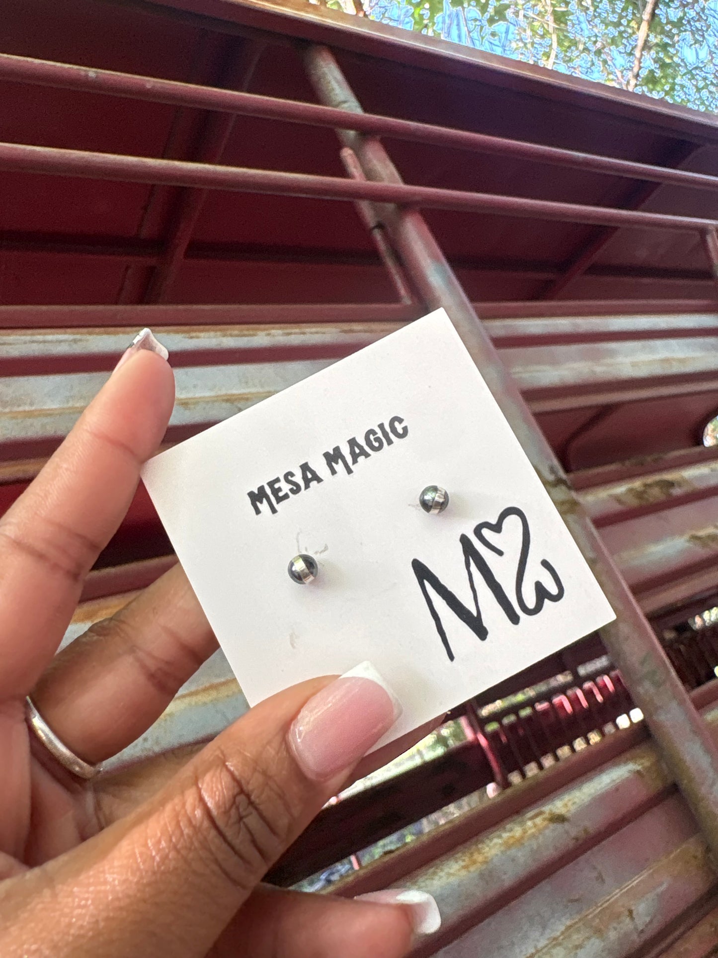 Staple Studs
